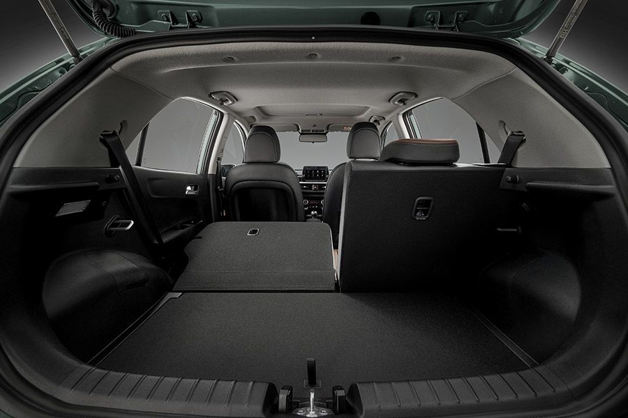 Asientos traseros con espaldar abatible 60:40